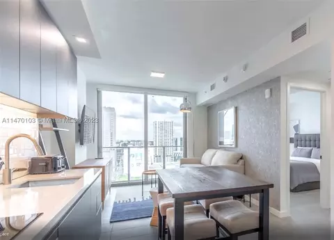 227 NE 2nd St #2003, Miami, FL 33132