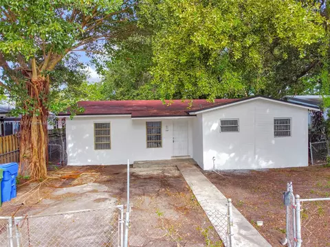 321 NW 51st St, Miami, FL 33127