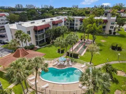 3541 Inverrary Dr #203, Lauderhill, FL 33319