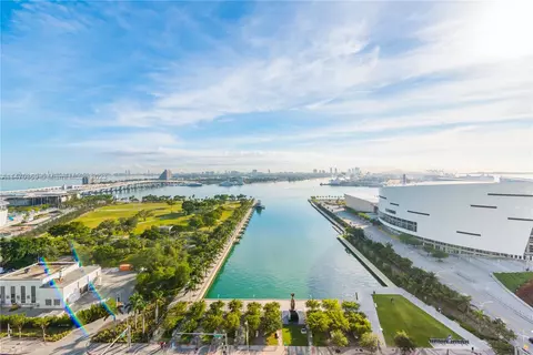 888 Biscayne Blvd #1710, Miami, FL 33132