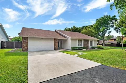 4867 SW 147th Pl, Miami, FL 33185