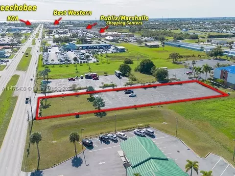 201 S Parrott, Okeechobee, FL 34974 photo 2