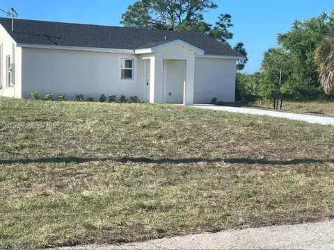 2026 Hercules Rd, Labelle, FL 33935
