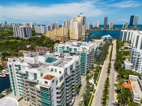 3131 NE 188th St #1-1212, Aventura, FL 33180