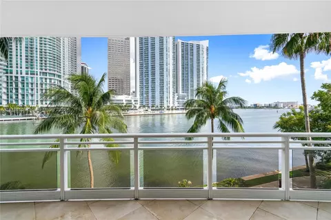 901 Brickell Key Blvd #307, Miami, FL 33131