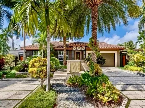 2313 NE 17th Ave, Wilton Manors, FL 33305