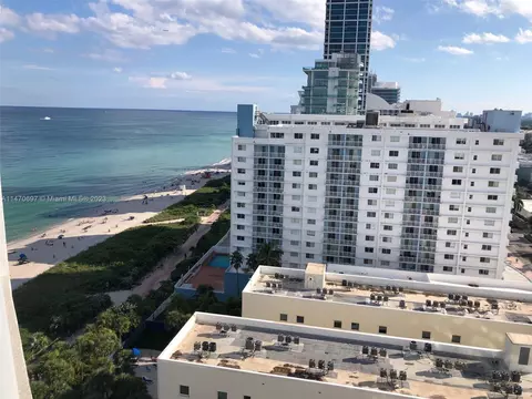 7135 Collins Ave #1713, Miami Beach, FL 33141