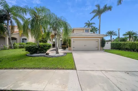 17890 SW 3rd St, Pembroke Pines, FL 33029