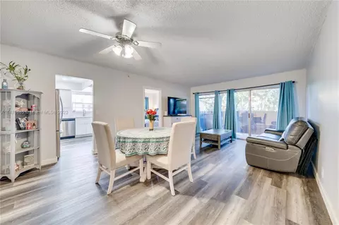 7101 W Sunrise Blvd #D1, Plantation, FL 33313