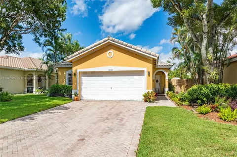 15439 SW 138th Ter, Miami, FL 33196