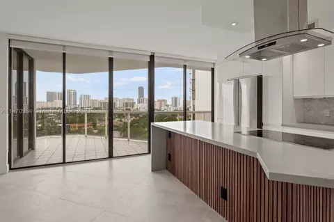 3610 Yacht Club Dr #901, Aventura, FL 33180