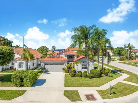 12391 Summer Springs Dr, Boynton Beach, FL 33437