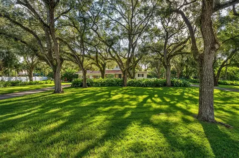 7301 Ponce De Leon Rd, Miami, FL 33143