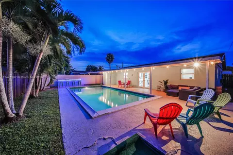 6750 Hope St, Hollywood, FL 33024