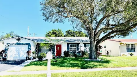 9877 NW 25th St, Sunrise, FL 33322