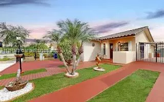 1051 SW 137th Pl, Miami, FL 33184