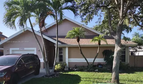 20521 NW 7th St, Pembroke Pines, FL 33029
