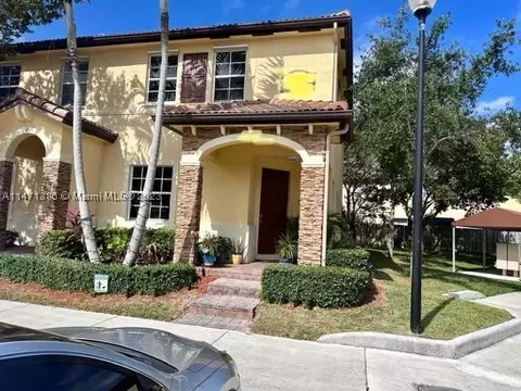 9031 SW 227th St #10, Cutler Bay, FL 33190