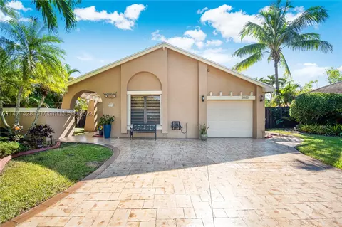 5333 SW 153rd Pl S, Miami, FL 33185