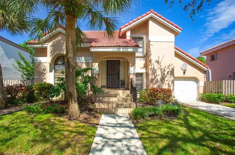 10657 NW 16th Ct, Plantation, FL 33322