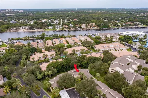 212 Oak Harbour Dr #212, Juno Beach, FL 33408