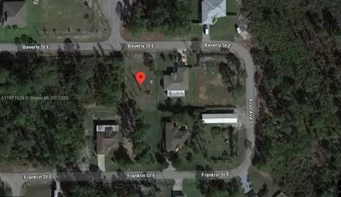 930 Beverly St E, Lehigh Acres, FL 33974
