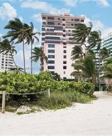 Undisclosed, Miami Beach, FL 33140