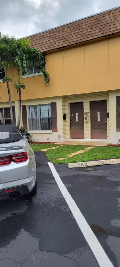 829 NW 46th Ave #829, Plantation, FL 33317