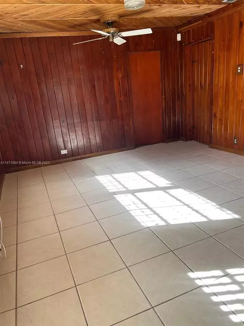 870 E 34th St, Hialeah, FL 33013 photo 25