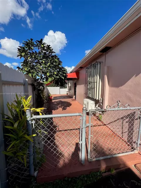 870 E 34th St, Hialeah, FL 33013 photo 35
