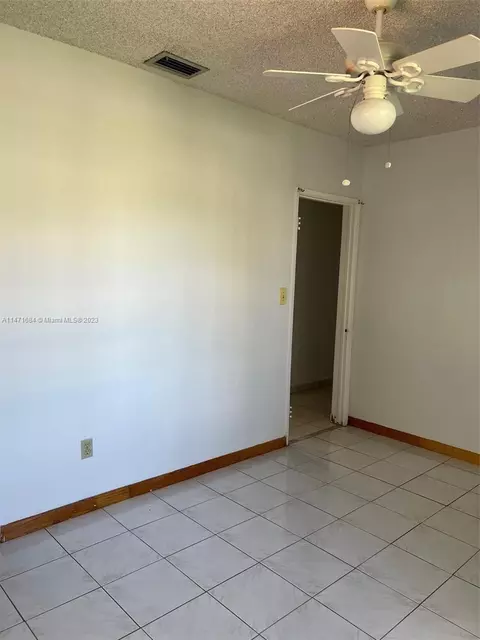 870 E 34th St, Hialeah, FL 33013 photo 12