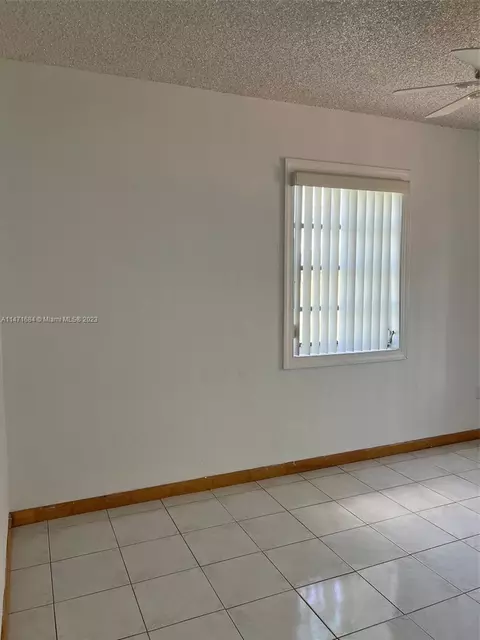870 E 34th St, Hialeah, FL 33013 photo 13