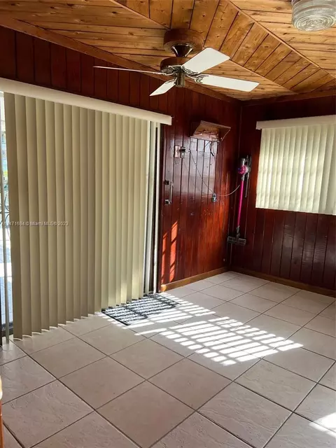 870 E 34th St, Hialeah, FL 33013 photo 21