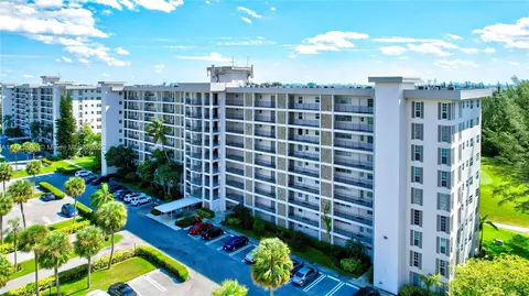 3150 N Palm Aire Dr #510, Pompano Beach, FL 33069