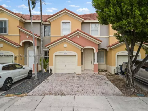 16661 SW 84th Ter, Miami, FL 33193