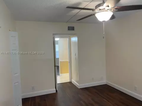 8405 Royal Palm Blvd #8405, Coral Springs, FL 33065