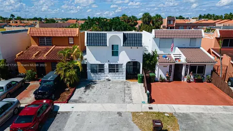 4100 W 10th Ct, Hialeah, FL 33012 photo 6