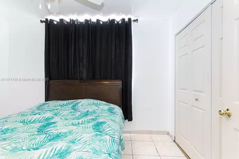 4100 W 10th Ct, Hialeah, FL 33012 photo 25