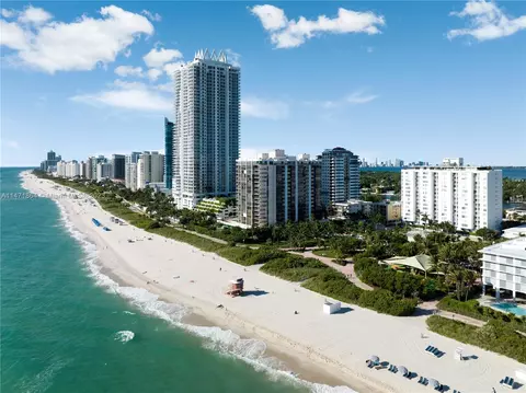 6423 Collins Ave #307, Miami Beach, FL 33141