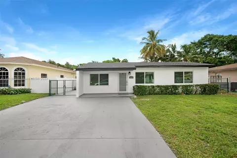 4025 SW 26th St, West Park, FL 33023