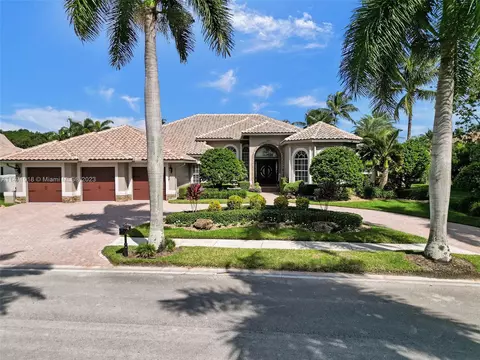 2662 Riviera Mnr, Weston, FL 33332