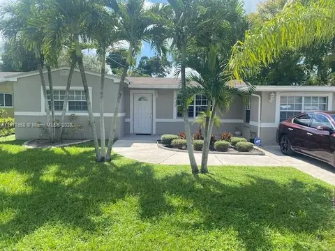 6412 SW 19th St, Miramar, FL 33023