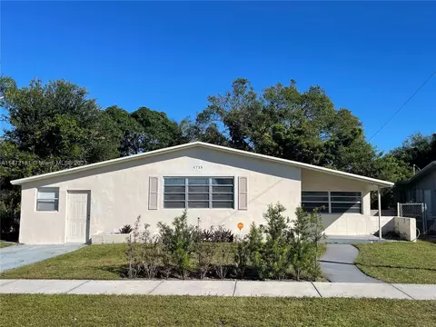 4715 SW 27th St, West Park, FL 33023