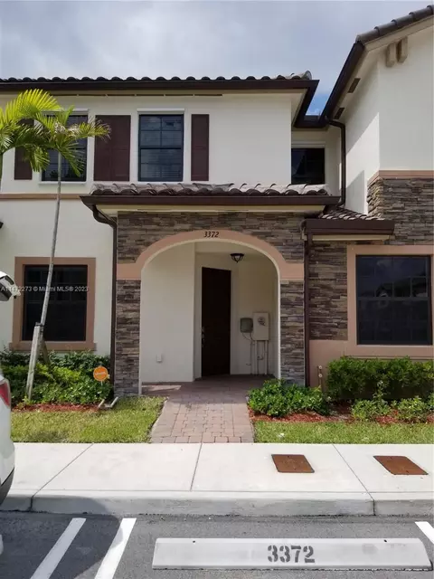 3372 W 92 Pl #3372, Hialeah, FL 33018