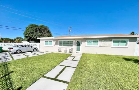 18500 NW 42nd Pl, Miami Gardens, FL 33055