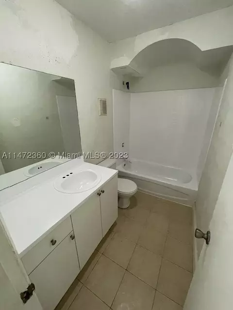 17255 SW 95th Ave #241, Palmetto Bay, FL 33157