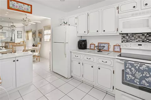 5300 Washington St #H140, Hollywood, FL 33021