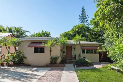 31 SW 5th St, Dania Beach, FL 33004