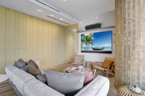 8701 Collins Ave #403, Miami Beach, FL 33154 photo 13