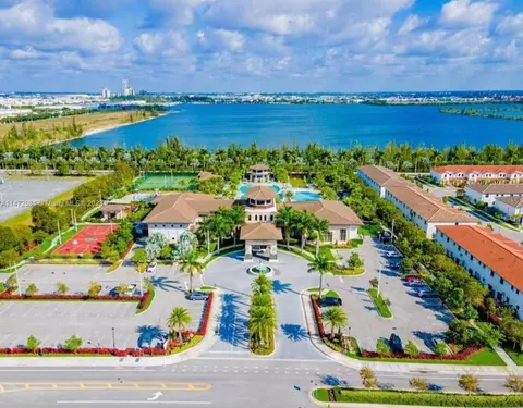 8175 NW 104th Ave #31, Doral, FL 33178